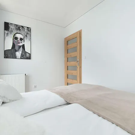 Appartamento Comfortable With Balcony And Private Parking Space By Renters *